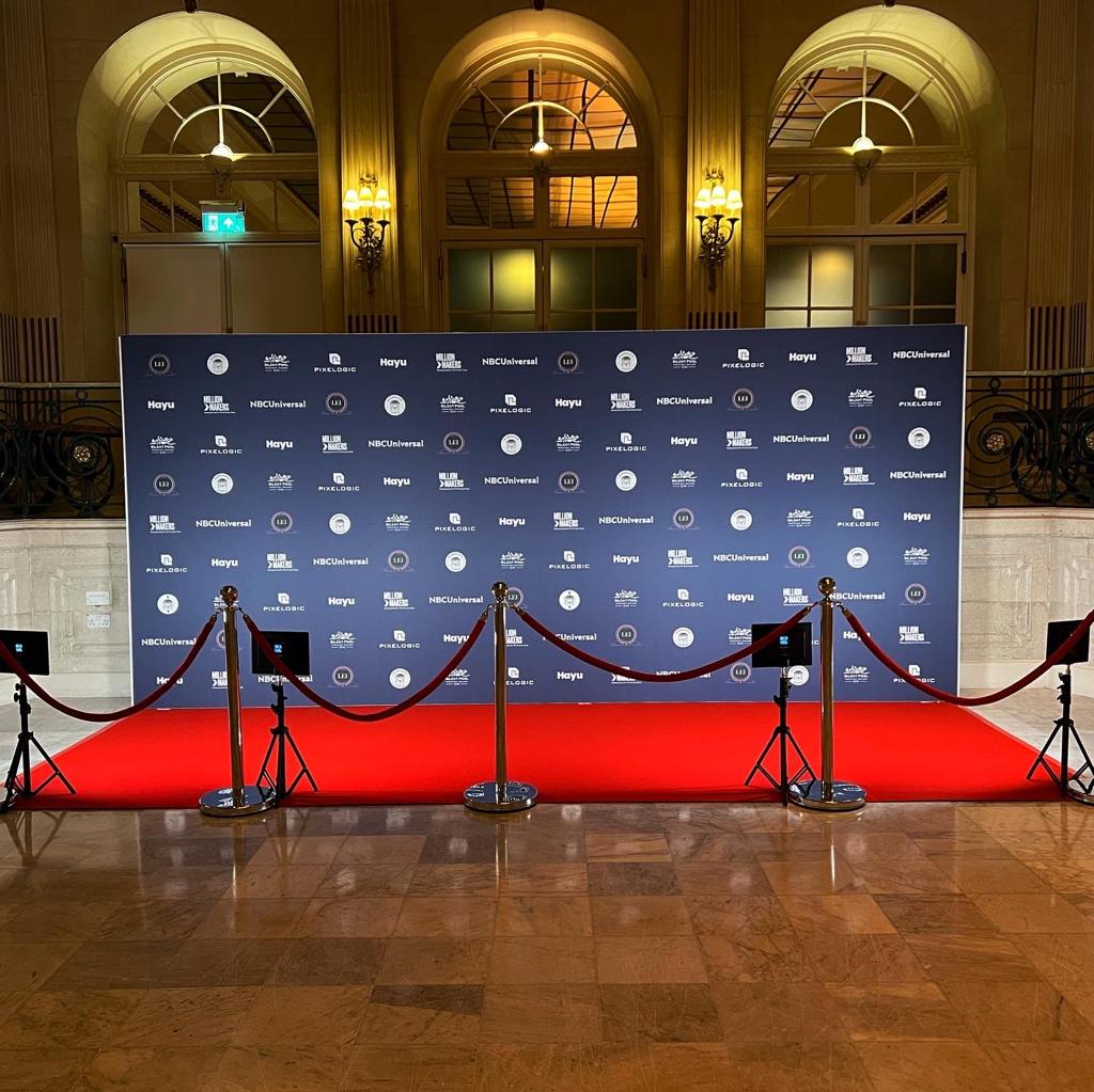 red carpet event wall